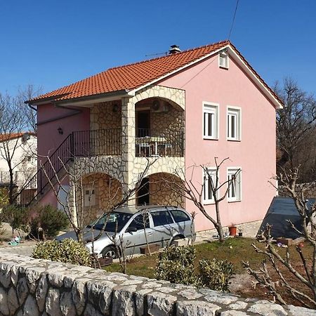 Dobrinj Apartments Roses מראה חיצוני תמונה